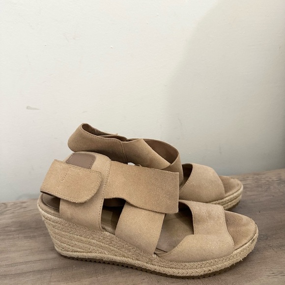 Eileen Fisher Willow Women’s Size 7 Tan Espadrille Wedge Sandals - Picture 5 of 7